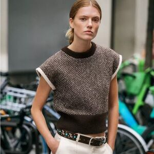 ZARA Herringbone Knit Vest Brown Cropped Sweater XS Preppy Minimal